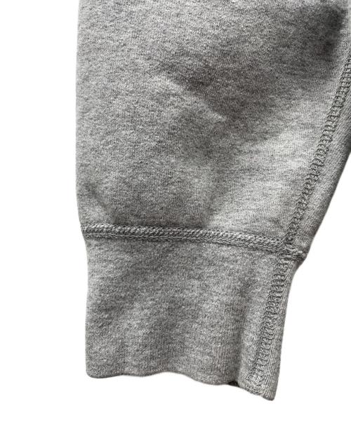 SUPREME（シュプリーム）Supreme (シュプリーム) プルオーバーパーカー グレー サイズ:Mの古着・服飾アイテム