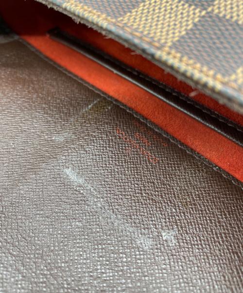 LOUIS VUITTON（ルイ ヴィトン）LOUIS VUITTON (ルイ ヴィトン) ショルダーバッグ ブラウン・ダークブラウンの古着・服飾アイテム