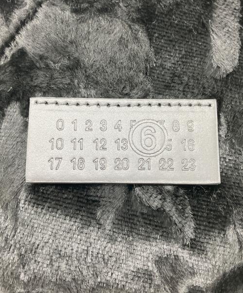 MM6 Maison Margiela（エムエムシックスメゾンマルジェラ）MM6 Maison Margiela (エムエムシックスメゾンマルジェラ) クロスボディーバッグ ブラックの古着・服飾アイテム