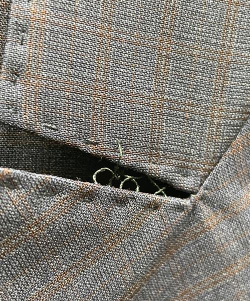 ARMANI COLLEZIONI（アルマーニ コレツィオーニ）ARMANI COLLEZIONI (アルマーニ コレツィオーニ) セットアップスーツ M LINE ネイビー サイズ:44の古着・服飾アイテム