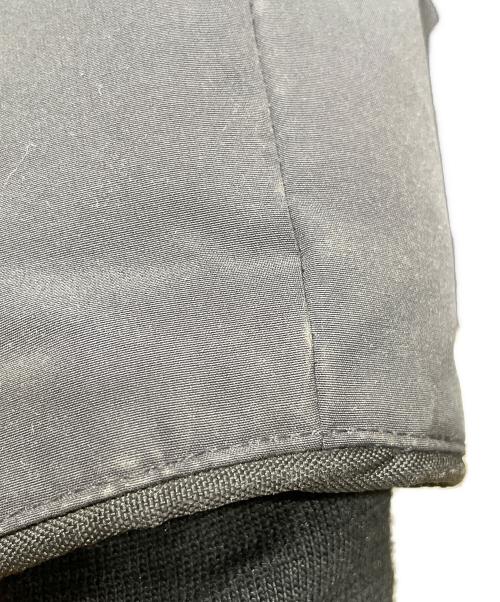 CANADA GOOSE（カナダグース）CANADA GOOSE (カナダグース) ダウンジャケット ネイビー サイズ:Mの古着・服飾アイテム