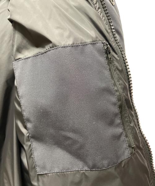 CANADA GOOSE（カナダグース）CANADA GOOSE (カナダグース) ダウンジャケット ネイビー サイズ:Mの古着・服飾アイテム