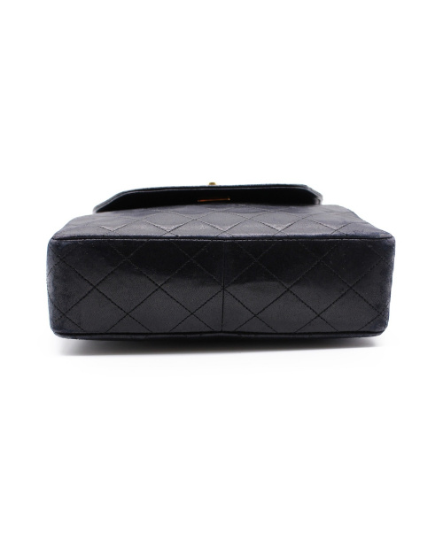 CHANEL（シャネル）CHANEL (シャネル) 台形ショルダーバッグ ブラック サイズ:- マトラッセ　 レザー ■の古着・服飾アイテム