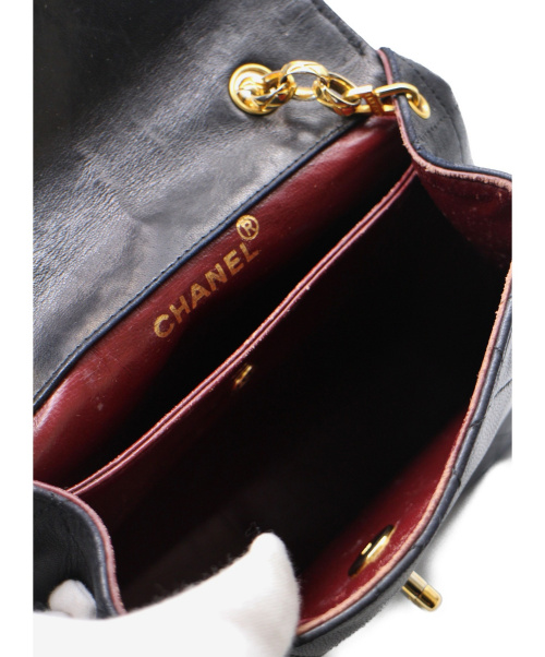 CHANEL（シャネル）CHANEL (シャネル) 台形ショルダーバッグ ブラック サイズ:- マトラッセ　 レザー ■の古着・服飾アイテム