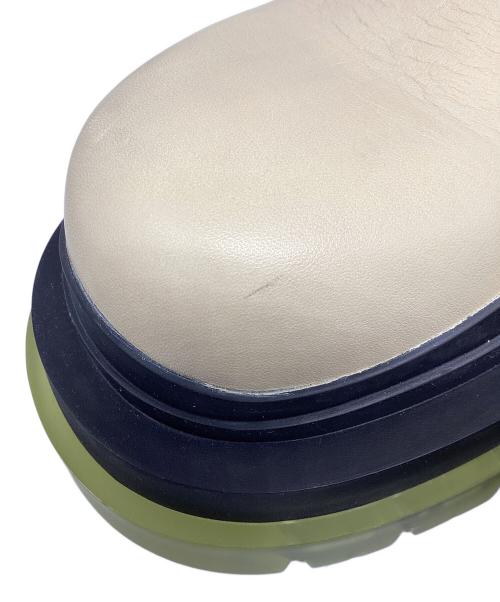 BOTTEGA VENETA（ボッテガベネタ）BOTTEGA VENETA (ボッテガベネタ) BOTTEGA VENETA　タイヤロング チェルシーブーツ アイボリー サイズ:25.5㎝の古着・服飾アイテム