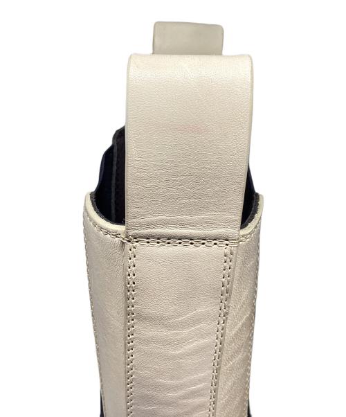 BOTTEGA VENETA（ボッテガベネタ）BOTTEGA VENETA (ボッテガベネタ) BOTTEGA VENETA　タイヤロング チェルシーブーツ アイボリー サイズ:25.5㎝の古着・服飾アイテム