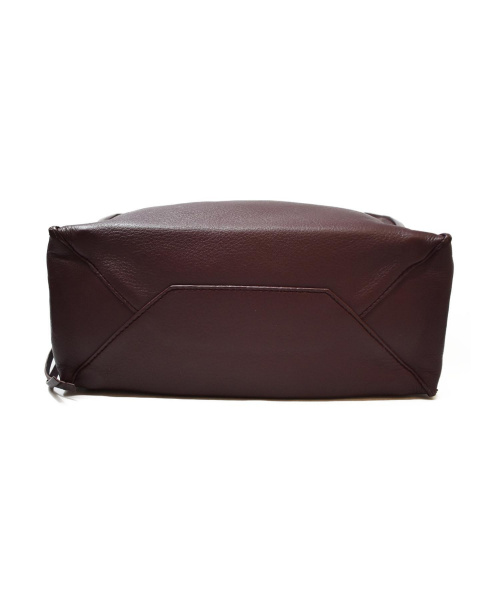 BALENCIAGA（バレンシアガ）BALENCIAGA (バレンシアガ) ペーパーミニA6/2WAYバッグ ボルドー ペーパーミニ A6 ジップアラウンドの古着・服飾アイテム