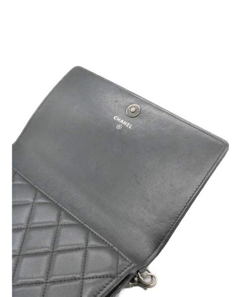 CHANEL（シャネル）CHANEL (シャネル) ボーイシャネル/チェーンショルダーバッグ ブラック ボーイシャネル 20370383の古着・服飾アイテム
