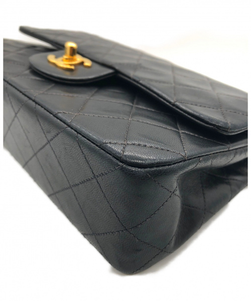 CHANEL（シャネル）CHANEL (シャネル) マトラッセダブルチェーンショルダーバッグ ブラック サイズ:23 ラムスキンの古着・服飾アイテム