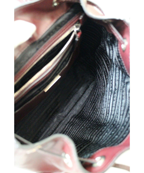 PRADA（プラダ）PRADA (プラダ) レザーリュック ボルドー サイズ:- ■の古着・服飾アイテム