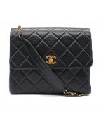 CHANELシャネル）の古着「チェーンショルダーバッグ/マトラッセ」｜ブラック