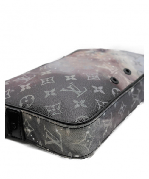 LOUIS VUITTON（ルイ ヴィトン）LOUIS VUITTON (ルイヴィトン) 2019SSアルファメッセンジャー ブラック サイズ:- 未使用品の古着・服飾アイテム