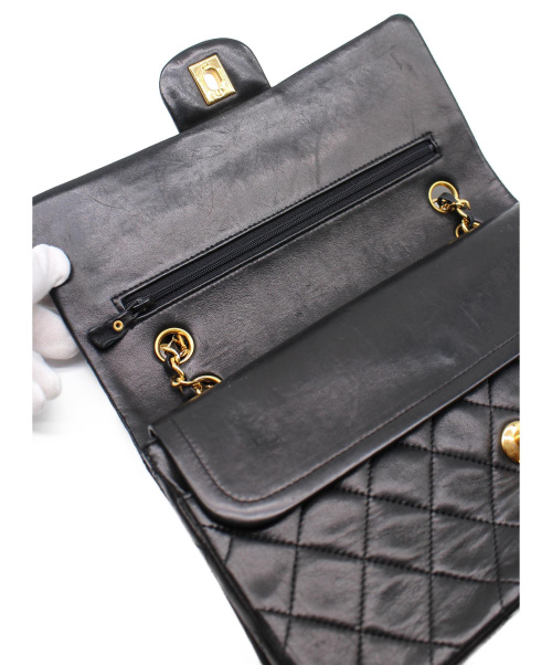 CHANEL（シャネル）CHANEL (シャネル) マトラッセ/ショルダーバッグ ブラック マトラッセ シープスキン 1789452の古着・服飾アイテム
