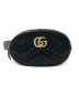 GUCCI（グッチ）の古着「GGマーモント/ベルベットウエストバッグ」｜ブラック