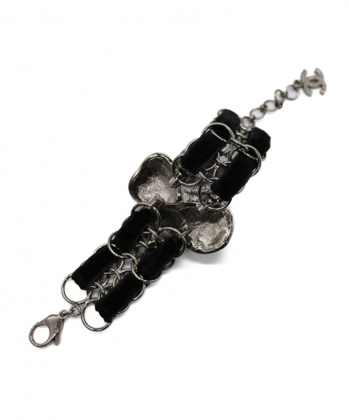 CHANEL（シャネル）CHANEL (シャネル) カメリアブレスレット ブラック×シルバー サイズ:- 06年製の古着・服飾アイテム