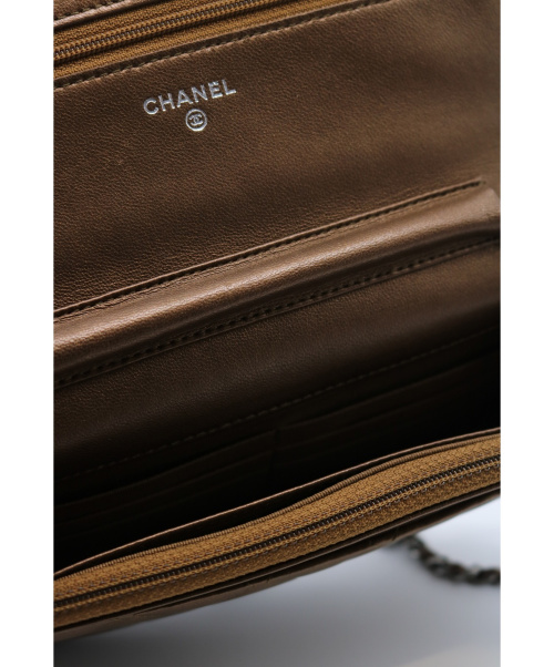 CHANEL（シャネル）CHANEL (シャネル) チェーンショルダーバッグ/チェーンウォレット ブロンズ マトラッセの古着・服飾アイテム