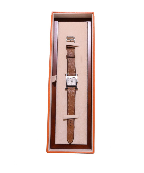 HERMES（エルメス）HERMES (エルメス) Hウォッチ シルバー サイズ:- HH1.210 クォーツ レザー □Ｍの古着・服飾アイテム