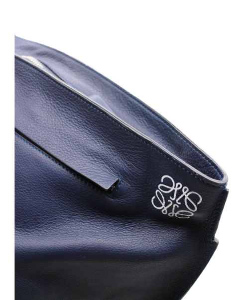 LOEWE（ロエベ）LOEWE (ロエベ) アントン/ワンショルダーバッグ ネイビー アントン レザー 061706の古着・服飾アイテム