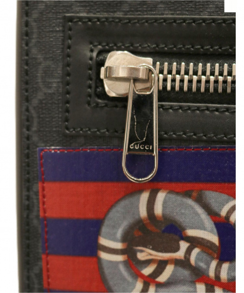 GUCCI（グッチ）GUCCI (グッチ) ショルダーバッグ/クーリエソフトGGスプリーム ブラック  474137の古着・服飾アイテム