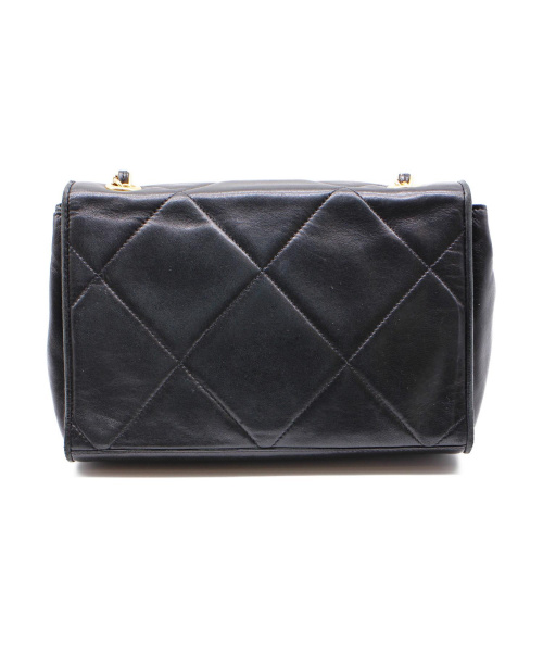 CHANEL（シャネル）CHANEL (シャネル) チェーンショルダーバッグ ブラック 0752185の古着・服飾アイテム