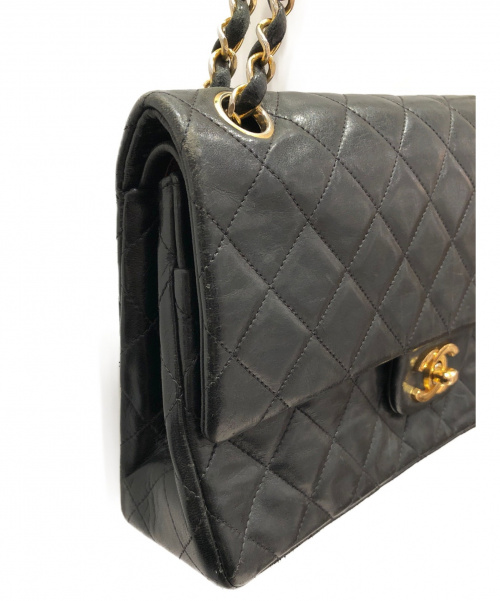CHANEL（シャネル）CHANEL (シャネル) ダブルチェーンショルダーバッグ ブラック サイズ:25 マトラッセの古着・服飾アイテム