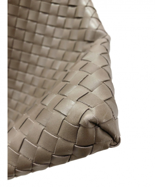 BOTTEGA VENETA（ボッテガベネタ）BOTTEGA VENETA (ボッテガヴェネタ) ショルダーバッグ/イントレチャート グレージュ サイズ:-の古着・服飾アイテム