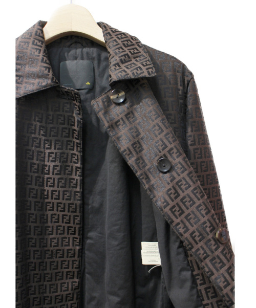 FENDI（フェンディ）FENDI (フェンディ) ズッカ柄/比翼コート ブラウン サイズ:42 ズッキーノ柄の古着・服飾アイテム