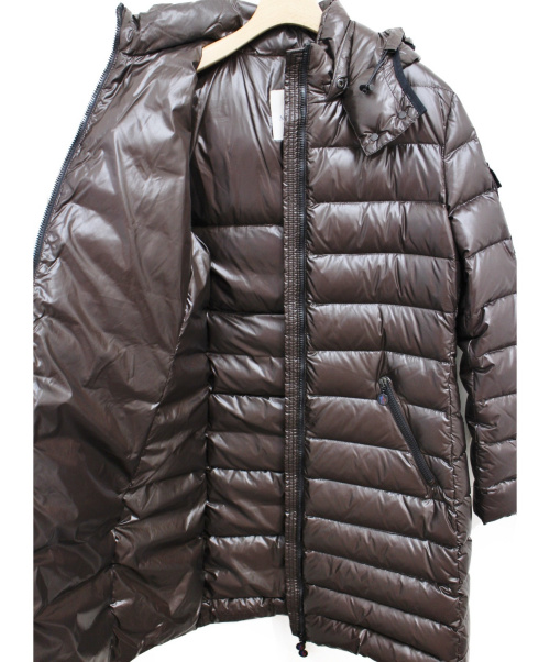 MONCLER（モンクレール）MONCLER (モンクレール) MOKA/ダウンコート モカ サイズ:4の古着・服飾アイテム