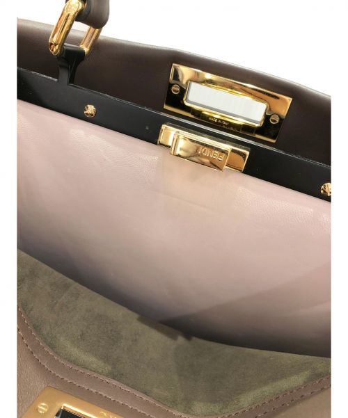 FENDI（フェンディ）FENDI (フェンディ) ピーカブー ブラウン サイズ:- 8BN2903ZNF07F5 レザーの古着・服飾アイテム