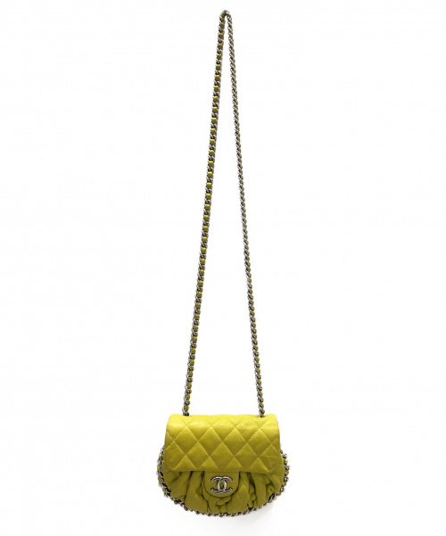 CHANEL（シャネル）CHANEL (シャネル) チェーンショルダーバッグ イエロー サイズ:- チェーンアラウンド ラムスキン 15373322の古着・服飾アイテム
