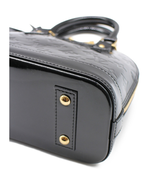 LOUIS VUITTON（ルイ ヴィトン）LOUIS VUITTON (ルイヴィトン) アルマBB ヴェルニ ブラック サイズ:BB ヴェルニ M90063 FL2135の古着・服飾アイテム