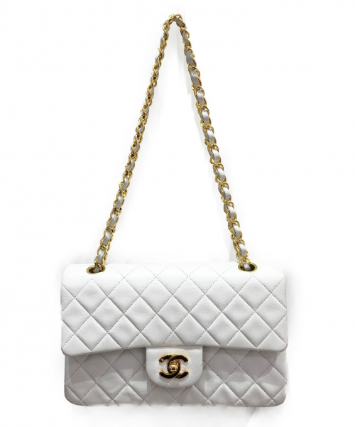 CHANEL（シャネル）CHANEL (シャネル) マトラッセ ホワイト ダブルチェーンショルダーバッグの古着・服飾アイテム