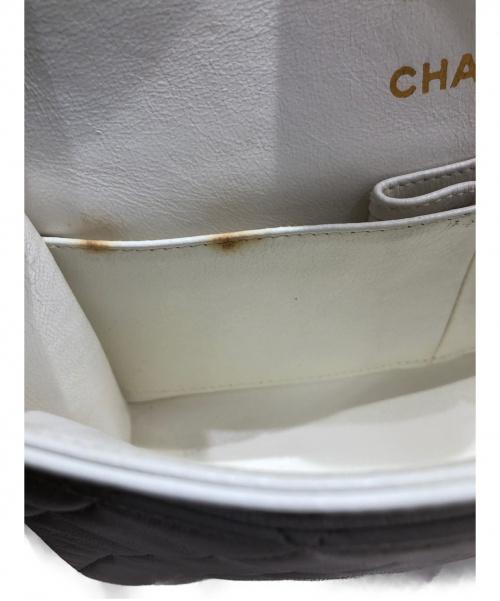 CHANEL（シャネル）CHANEL (シャネル) マトラッセ ホワイト ダブルチェーンショルダーバッグの古着・服飾アイテム
