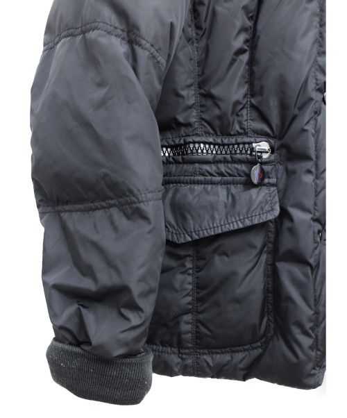 MONCLER（モンクレール）MONCLER (モンクレール) ダウンジャケット ブラック サイズ:3の古着・服飾アイテム