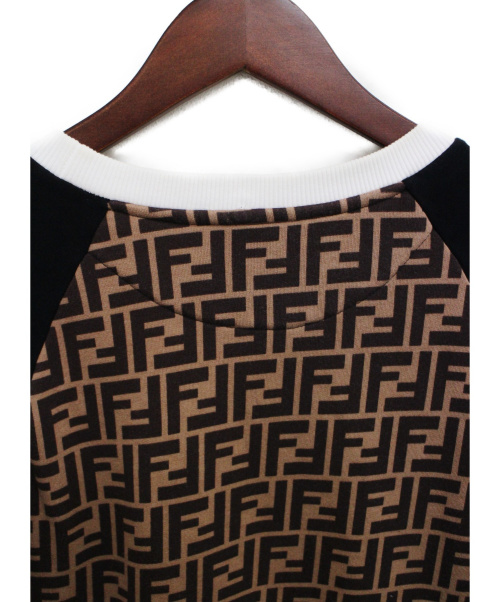 FENDI（フェンディ）FENDI (フェンディ) ズッカロゴスウェット ブラウン サイズ:Lの古着・服飾アイテム