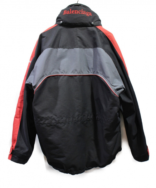 BALENCIAGA（バレンシアガ）BALENCIAGA (バレンシアガ) Cシェイプマウンテンパーカー ブラック サイズ:46の古着・服飾アイテム