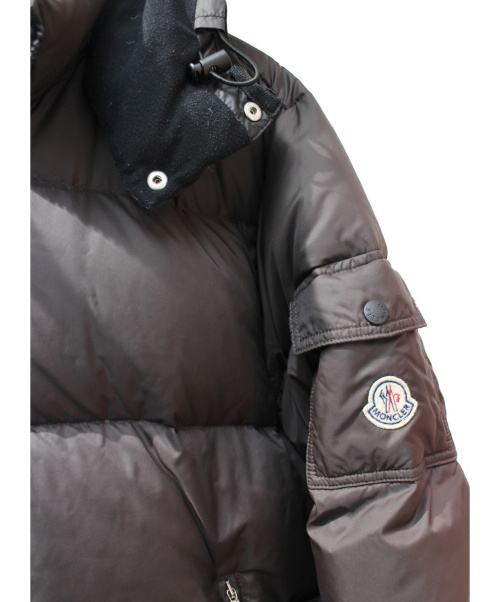 MONCLER（モンクレール）MONCLER (モンクレール) BAZILLE/ダウンジャケット ブラウン サイズ:2の古着・服飾アイテム