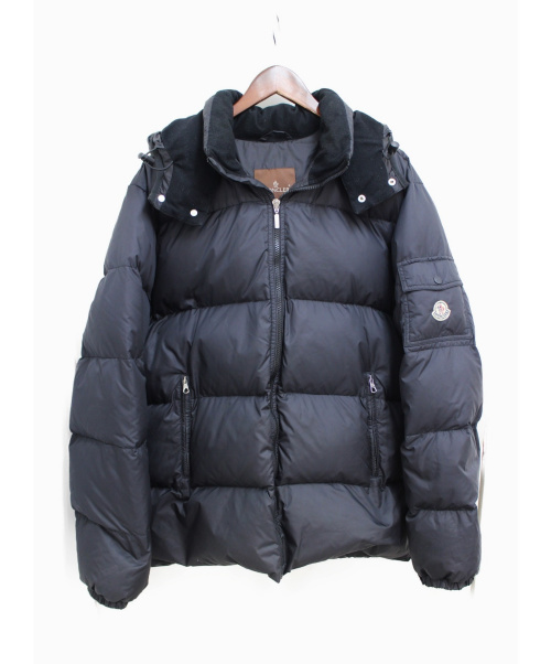 MONCLER（モンクレール）MONCLER (モンクレール) BAZILLE/ダウンジャケット ブラック サイズ:4の古着・服飾アイテム