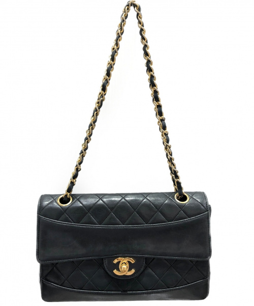 CHANEL（シャネル）CHANEL (シャネル) マトラッセショルダーバッグ ブラック サイズ:24の古着・服飾アイテム
