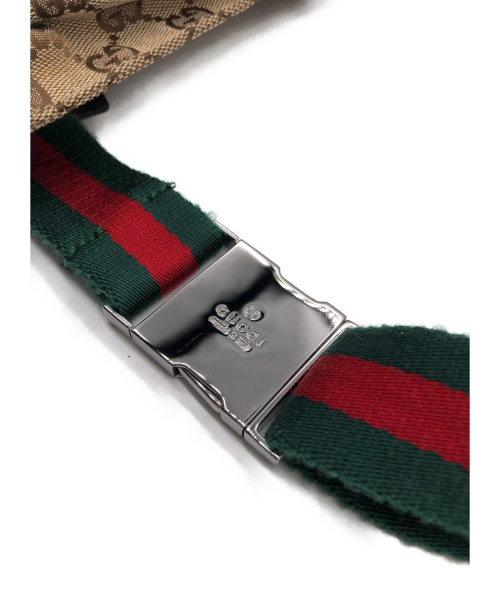 GUCCI（グッチ）GUCCI (グッチ) ボディーバッグ ベージュ サイズ:- GG 28566 シェリーベルト 20047の古着・服飾アイテム