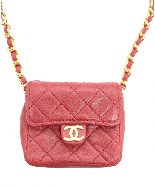 CHANEL（シャネル）CHANEL (シャネル) ミニショルダーポーチ/マトラッセ レッド サイズ:ショルダーストラップ49㎝ ミニミニマトラッセの古着・服飾アイテム