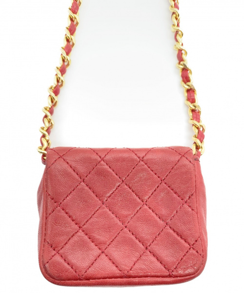 CHANEL（シャネル）CHANEL (シャネル) ミニショルダーポーチ/マトラッセ レッド サイズ:ショルダーストラップ49㎝ ミニミニマトラッセの古着・服飾アイテム