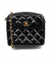 CHANEL（シャネル）の古着「エナメルチェーンショルダーバッグ」｜ブラック