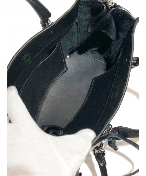 BALENCIAGA（バレンシアガ）BALENCIAGA (バレンシアガ) ペーパーミニA4ジップアラウンド ブラック サイズ:-の古着・服飾アイテム