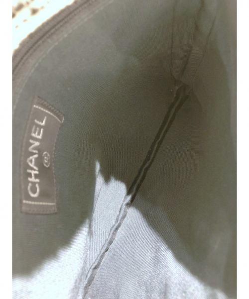 CHANEL（シャネル）CHANEL (シャネル) ツイードチェーンショルダーバッグ アイボリーの古着・服飾アイテム