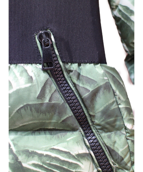 MONCLER（モンクレール）MONCLER (モンクレール) BALLUE/ダウンジャケット グリーン サイズ:1の古着・服飾アイテム