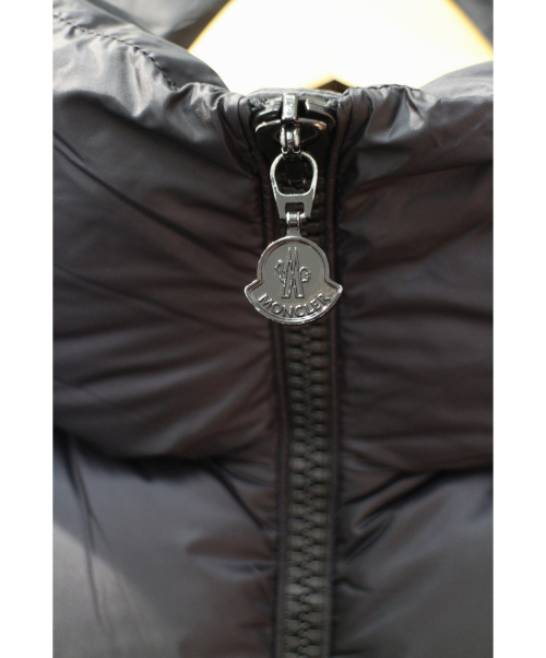 MONCLER（モンクレール）MONCLER (モンクレール) AKYLINA/ダウンジャケット ブラック サイズ:0の古着・服飾アイテム