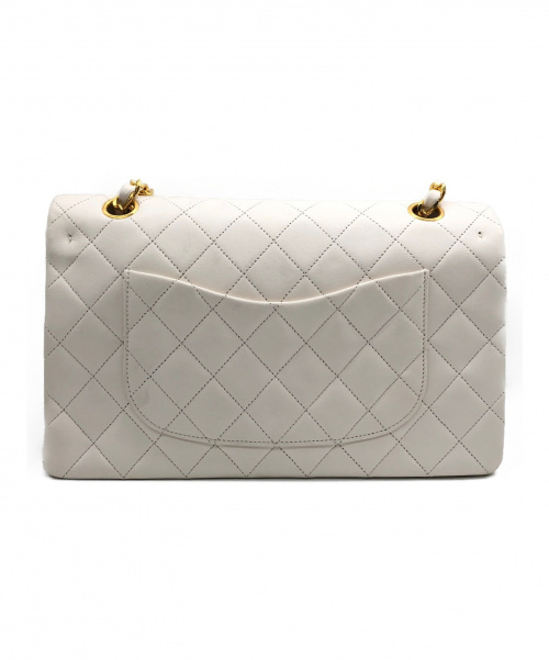 CHANEL（シャネル）CHANEL (シャネル) マトラッセ ホワイト サイズ:25 マトラッセ カーフスキン 1039284の古着・服飾アイテム