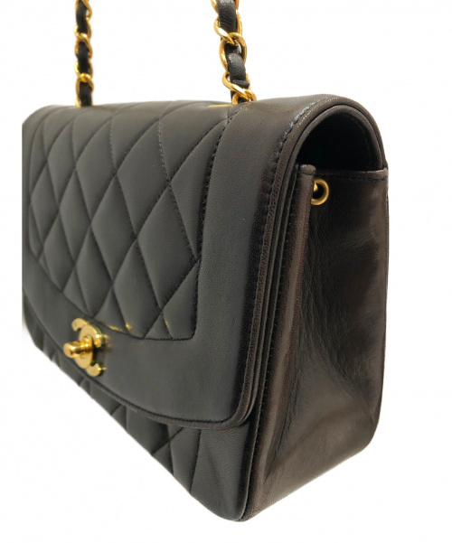 CHANEL（シャネル）CHANEL (シャネル) ダイアナフラップ ブラック サイズ:22 チェーンショルダーバッグ　ラムスキンの古着・服飾アイテム