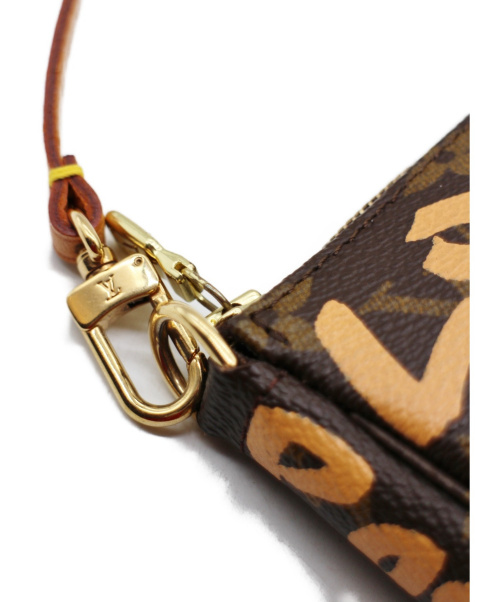 LOUIS VUITTON（ルイ ヴィトン）LOUIS VUITTON (ルイヴィトン) ポシェット・アクセソワール サイズ:- グラフィティライン M92193 AR0071の古着・服飾アイテム